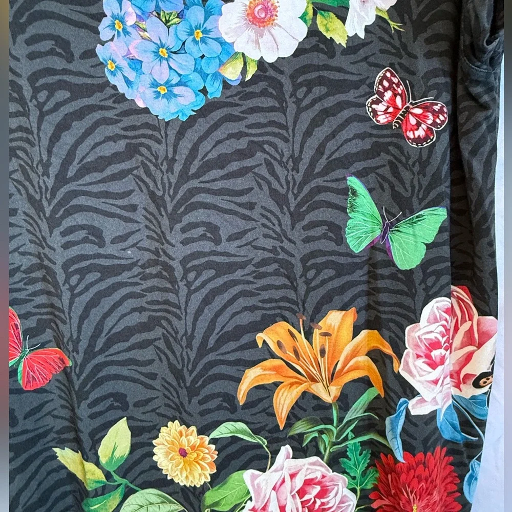 JOHNNY WAS Blooming Breeze Floral Print Crew Neck Short Sleeve Relaxed Tee Shirt - Picture 13 of 15